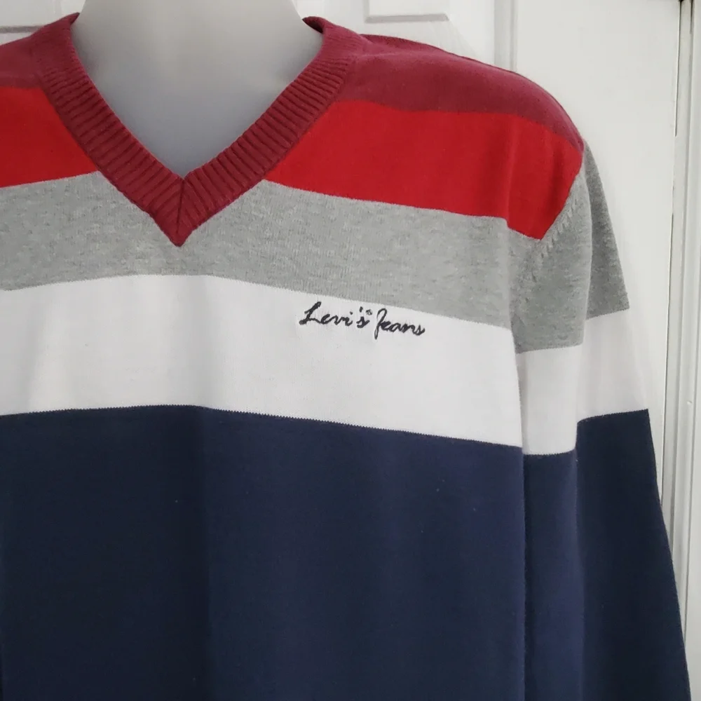 Levi's Men's V-neck Red White and Blue Stripe Sweater. XXL.